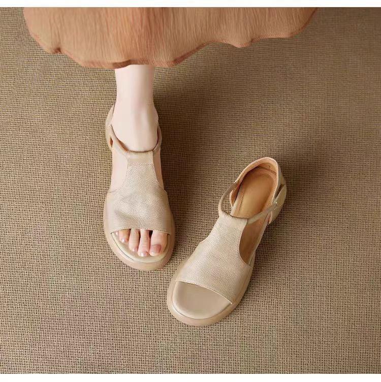 Huge Good-looking Soft Leather Soft-soled Retro Casual Open-toed Sandals Women's Summer Medium Heel Thick-soled Fish Mouth Roman Shoes Are Not Tired