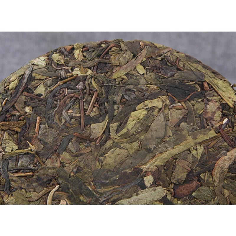 357g Yunnan Pu'er Raw Tea Seven Seed Cake Tea Leaves Lincang Iceland Gold Leaf