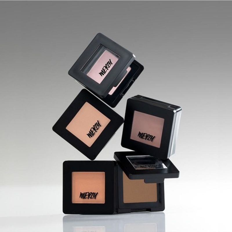 Merge The First Eye Shadow