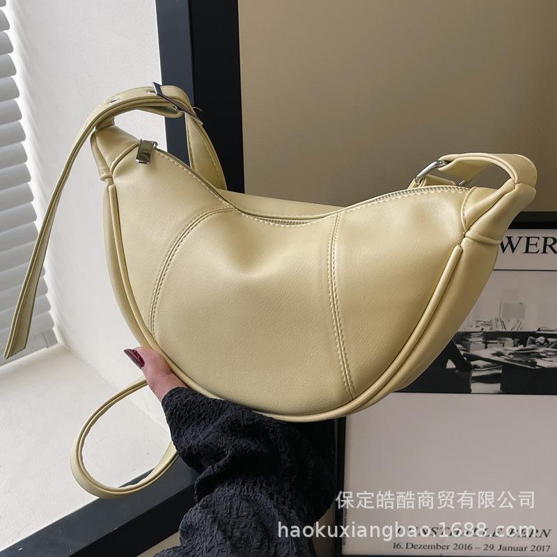 Premium Texture Bag Women's Large Capacity 2025 New Niche Design Spring and Summer Shoulder Messenger Bag Commuter Dumpling Bag