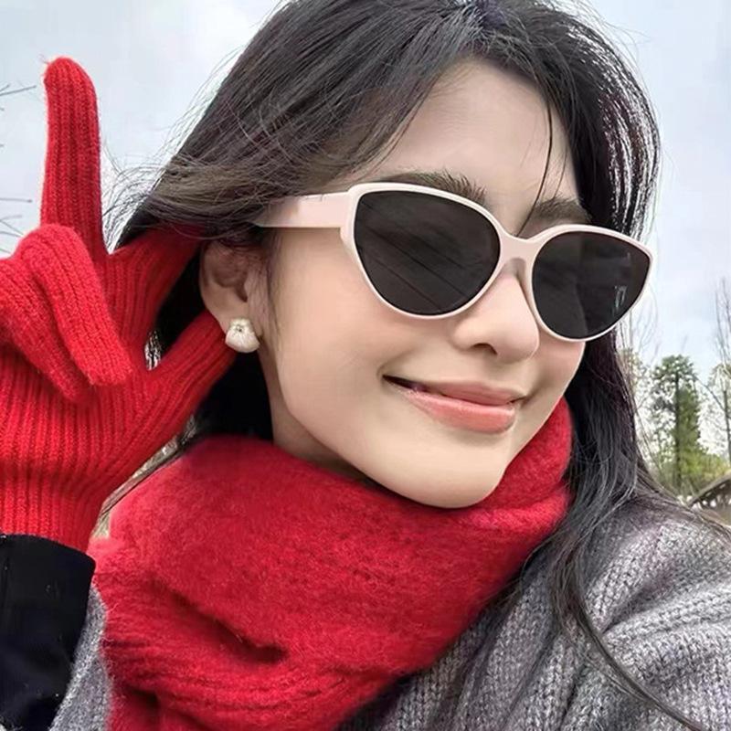 Factory Supply Plastic Frame Custom logo Shades High Quality Sun Glasses Uv400 Eyewear Sunglasses for Women Men