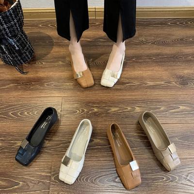 Zapatos Individuales de Mujer Verano Nuevo Tacón Bajo Punta Cuadrada Metal Decorativo Zapatos Oxford Moda Cómodos Suela Blanda Zapatos de Cuero