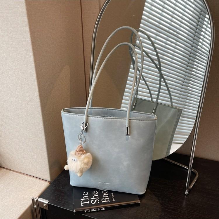 Spring and Summer New Fashionable Large-capacity Portable Shoulder Bag Large-capacity Tote Underarm Commuter Bag