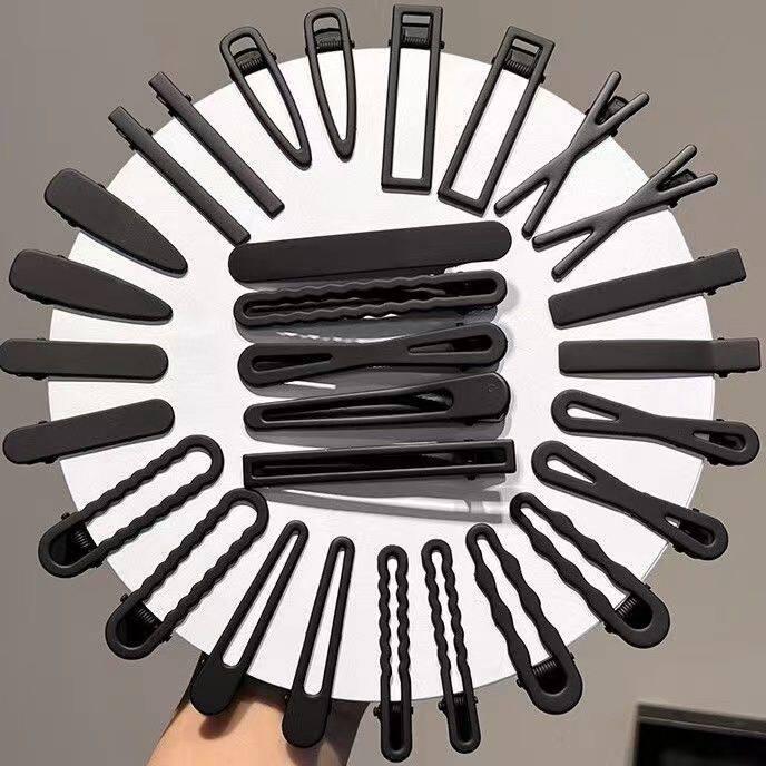 Black Matte Duckbill Hair Clip for Women's Flyaway Styling and Bangs, Simple Hair Accessory