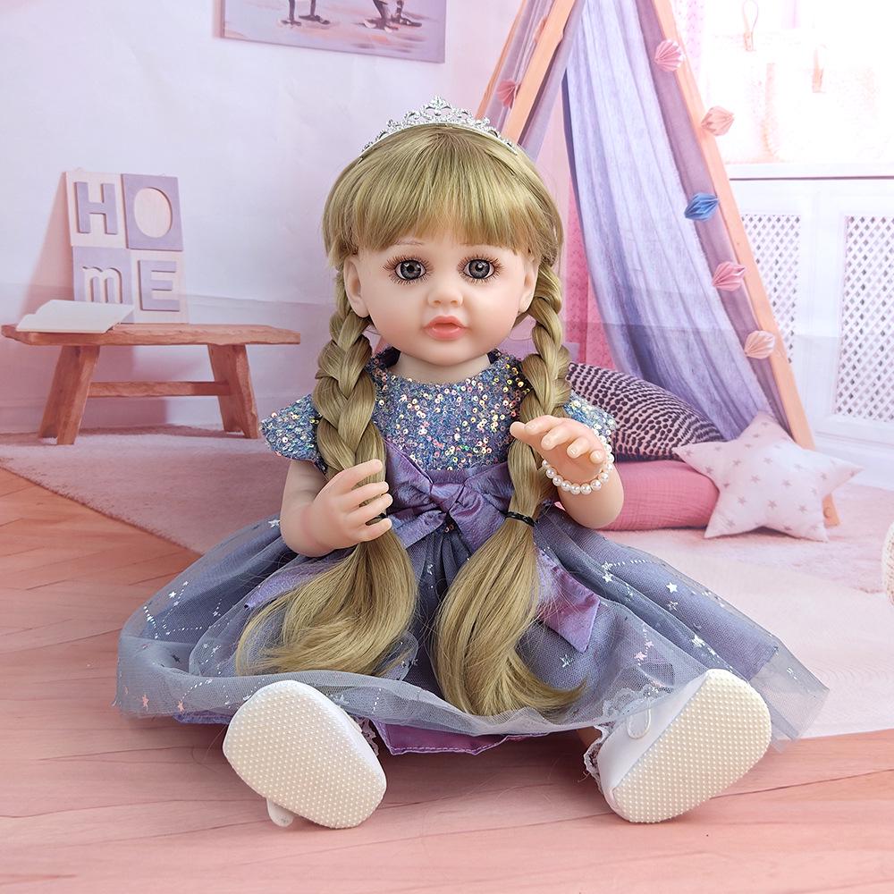 55CM Realistic Reborn Doll with Changeable Clothes | Bath-Friendly Toy for Kids | Soothing Companion Gift