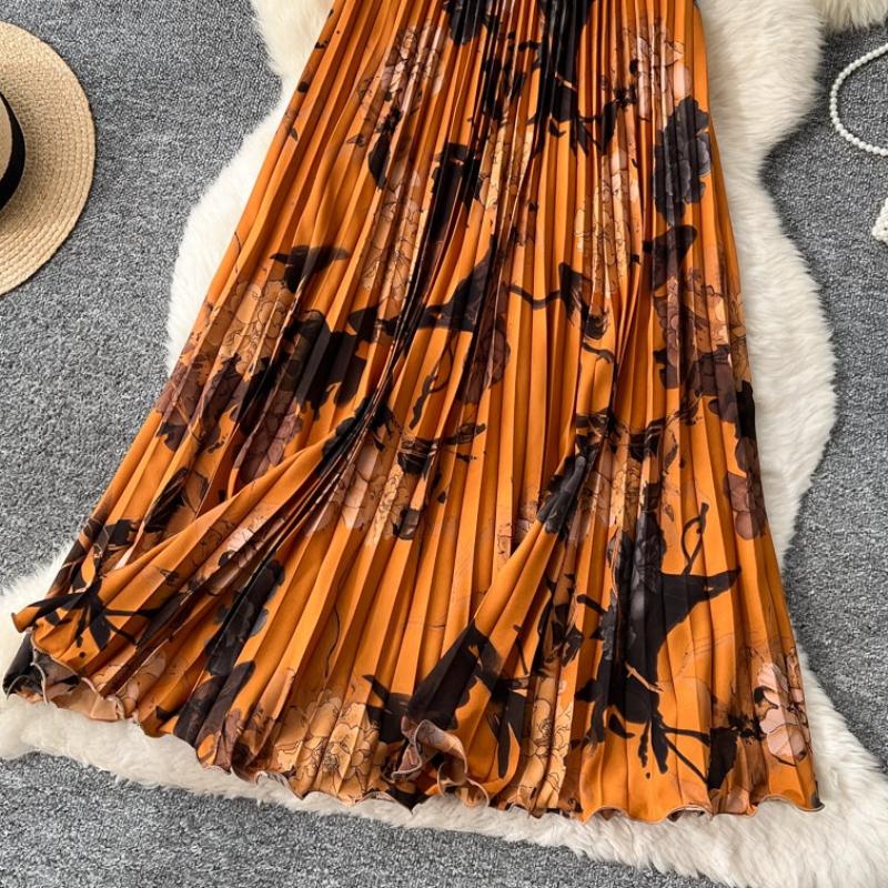 Spring Summer Women Elegant Vintage Print Elastic Waist Long Maxi Pleated Skirt Only Have One Size
