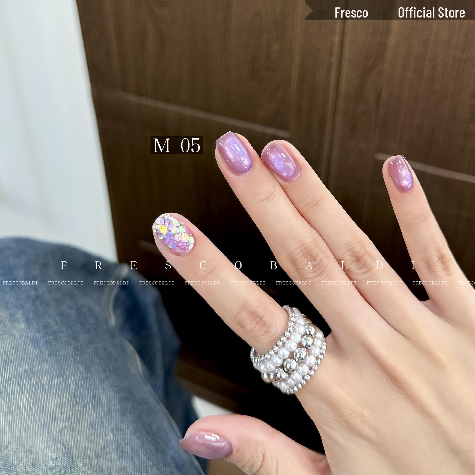 Гель-лак для ногтей M05 Cat Eye - Серебристый Хрустальный Водный Блеск, Банка 5г