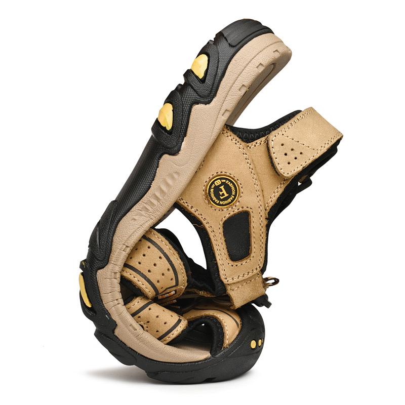 Letní pánské boty 2024 Pánské sandály z pravé kůže Outdoorové pánské plážové pantofle Pánské sandály Plus size 38-46 plážové sandálky