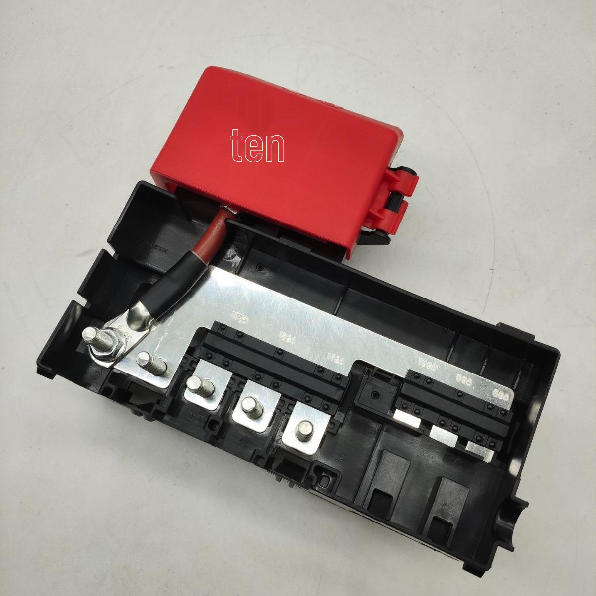 Cadillac Chevrolet 84354716 Battery Cable Fuse Box 84354716