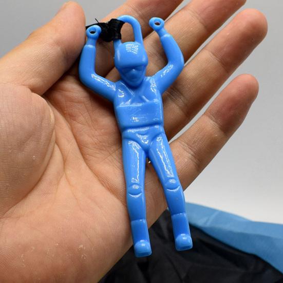 1 Satz Fallschirmspielzeug mit Figur Soldat Kompakt Kinder Erwachsene Handwerfen Fallschirmspiel für Kindergarten