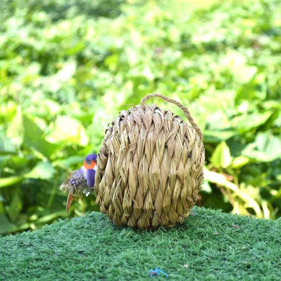 Outdoor Bird Nest Natural Grass Hand Woven Large Space Spherical Straw Bed Habitat Cave Comfortable Hummingbird Nest Courtyard
