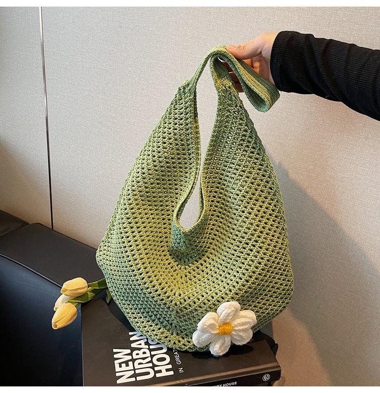 

Large capacity flower cotton thread hollow tote bag women s new seaside vacation beach woven shoulder bag зелёный