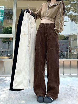 Faldas y pantalones para mujeres – Pantalones y bermudas