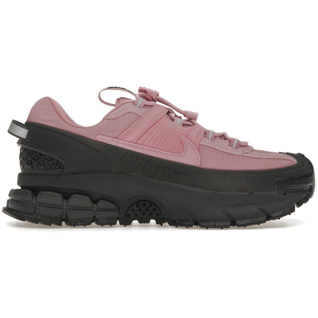 

Sneaker Nike Zoom Vomero 5 Roam Elemental Pink Anthracite (Women s)(HQ2181-003) 38.5