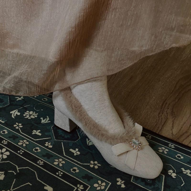 

Coarse heel Mary Jane fluffy shoes women s shoes autumn and winter new plush warm beige cotton shoes French single shoes 40 бежевый