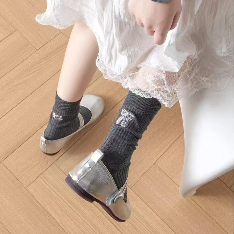 

Женские весенне-осенние носки-гольфы в стиле AB с простой вышивкой, бантом и буквами в ассортименте 1 pair светло-серый