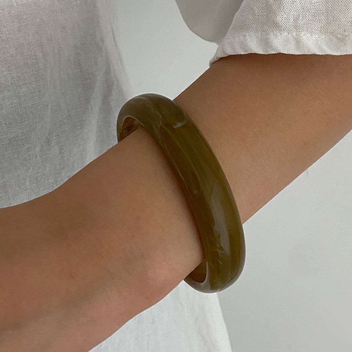 

Ingemark 3 Styles Y2K Boho Resin Stack Chunky Bangles for Women New Punk Geometric Irregular Arm Bracelets Jewelry Accessories