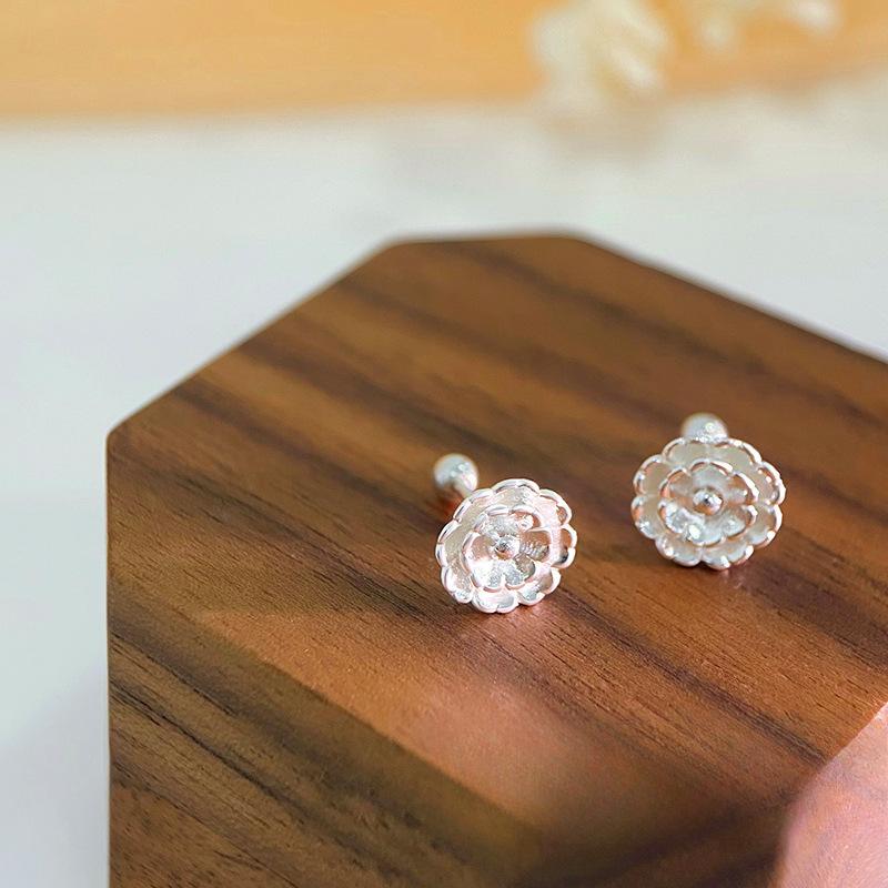 Elegant Flower Screw Earrings for Women Light Luxury High-end Elegant Temperament Earrings