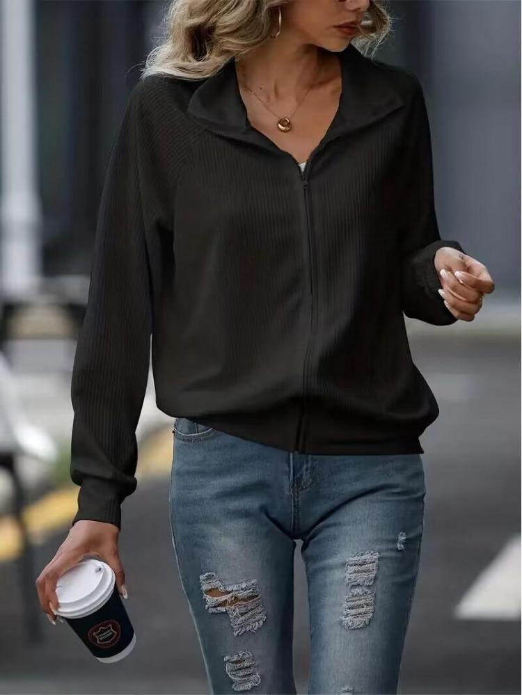 Women's Loose Fit Knitted Jacket Long Sleeve Solid Color Casual Autumn Winter Zipper Design Versatile