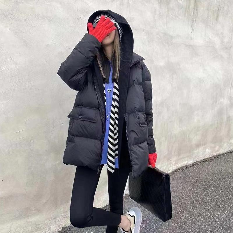 

Зима 2024 года, новая съемная вязаная шапка, искусственный двухкомпонентный пуховик, женская корейская версия, свободная белая пуховая куртка из утиного пуха S чёрный