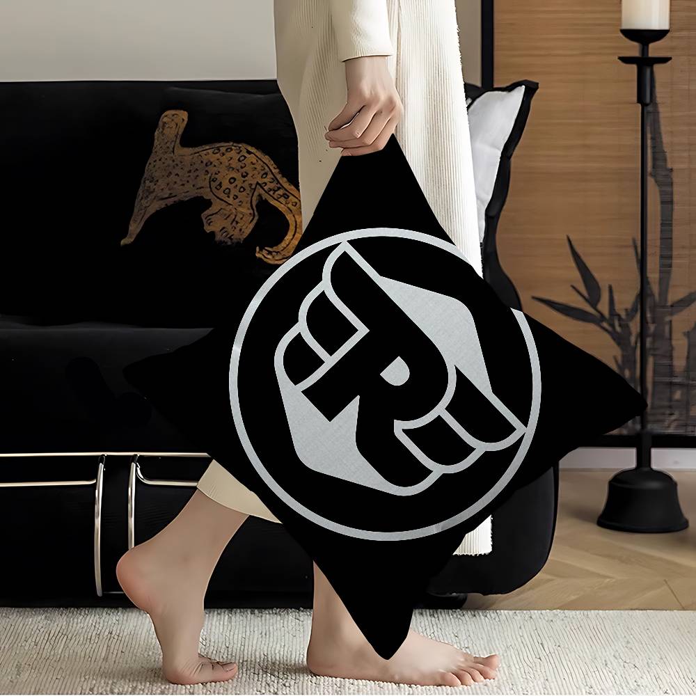 R-ROYALS E-ENFIELDS Logo Maple Design Cushion Cover Happy Autumn Harvest decor Holiday Decorati Pillow Cover