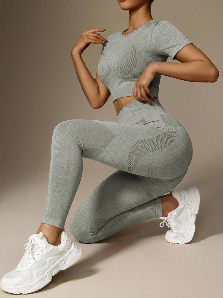 Ensemble de yoga sans couture pour femmes: T-shirt à Séchage Rapide et Pantalon Taille Haute - Haute Élasticité, Gainant pour le Sport en Plein Air.