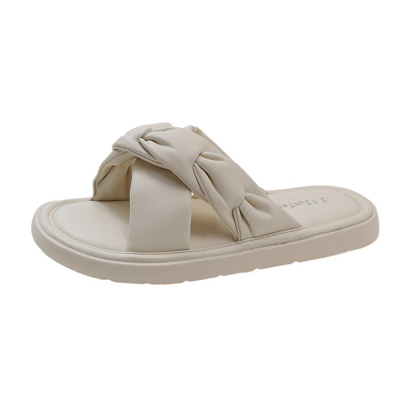 2025 New Women's Slippers Thick Sole Sandals Summer New Matsuda Versatile Fairy Style Anti Slip Soft Sole Beach Cross Slippers