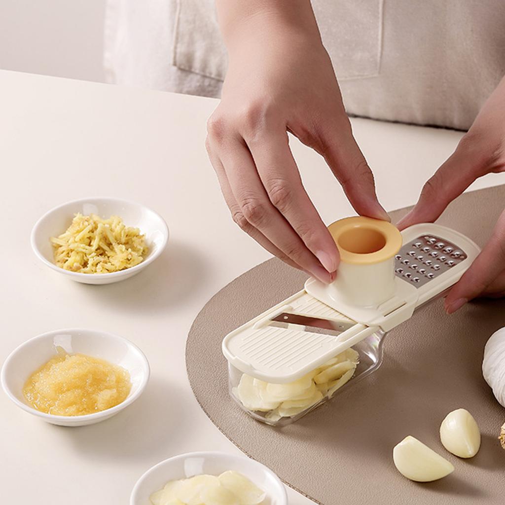 Multifunctional 3 In 1 Garlic Press Garlic Mincer Garlic Peeler Garlic Masher Kitchen Tool with Container for Easy Garlic Preparation