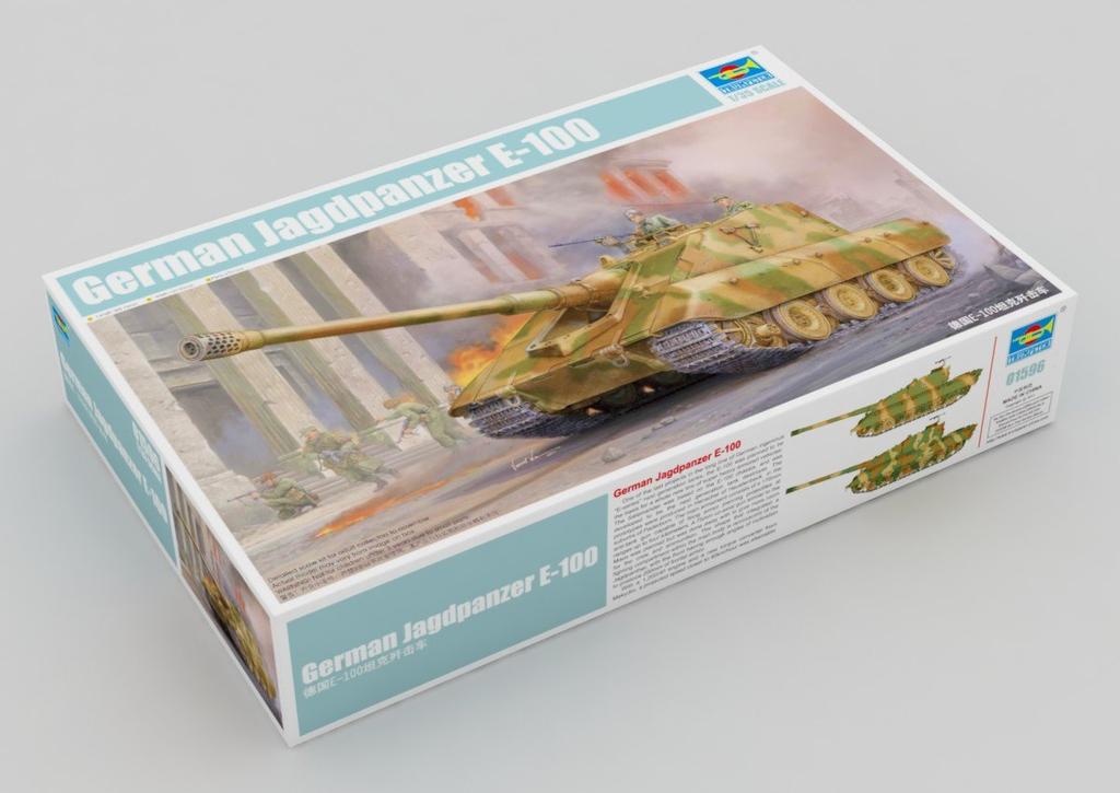 Trumpeter Scale German Heavy Tank Destroyer Plastic Model Kit 1/35 E-100 "Salamander"