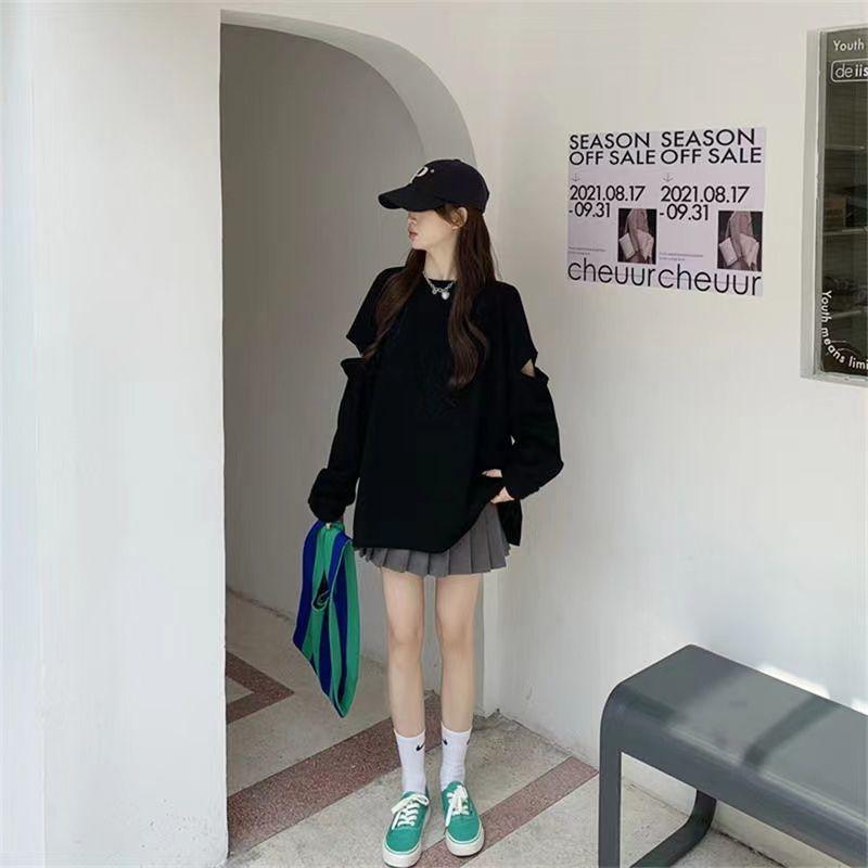 Women Clothing Hole Hollow Out Loose Trend T-Shirts Spring Autumn New Long Sleeve O-neck Plus Size Casual Tops Fashion Vintage