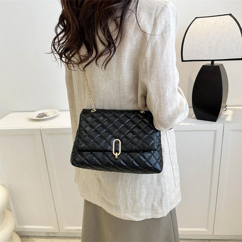 Chic Fashionable Retro Crossbody Bag Summer 2023 Stylish Simple Shoulder Bag