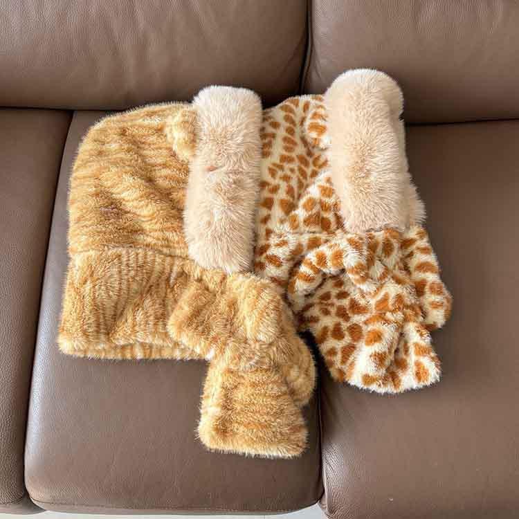 Cartoon Plush Cute Scarf Women'S Warm Tiger Pattern Cold Protection Ear Protection Hat Scarf Student Versatile Two-Piece Set