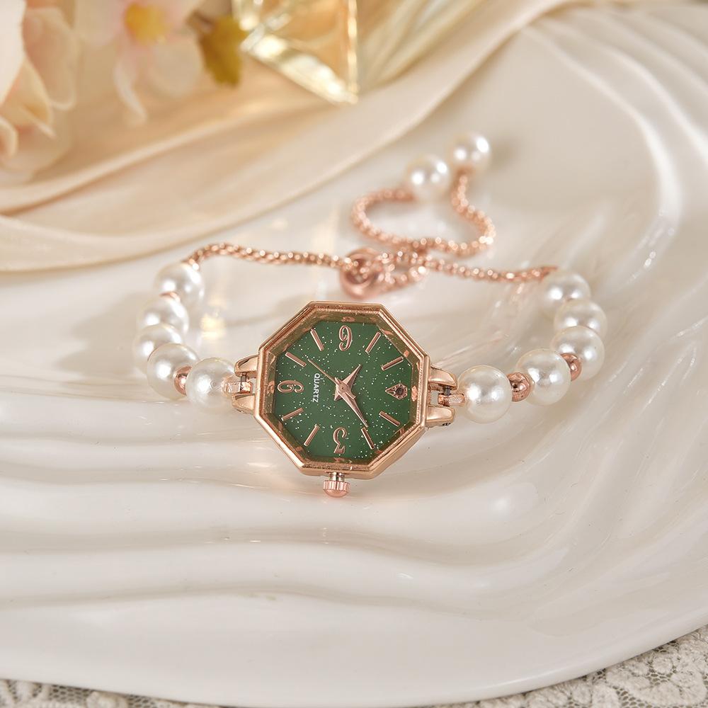 Exquisite Pearl Women Bracelet Quartz Watches Adjustable Strap Luxury Small Simple Octagonal Dial Ladies Wristwatch Gift зелёный