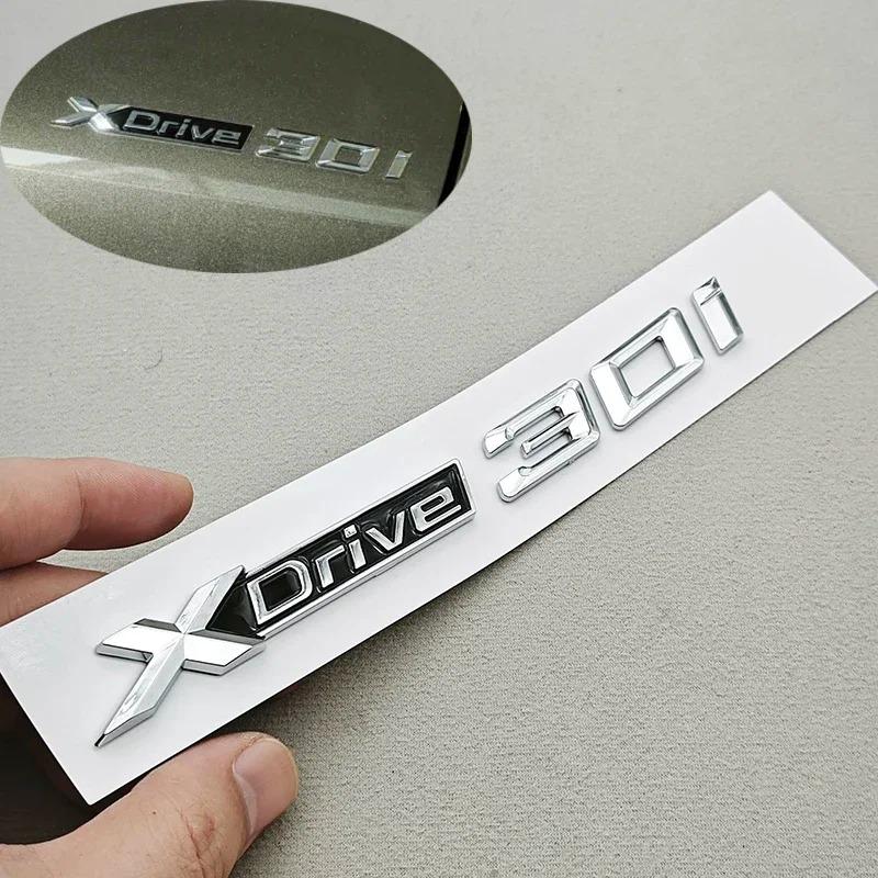 BMW X1 X2 X3 X5 X6 F15 F16 F25 F30 Logo Cromato Emblema XDrive Distintivo Baule Auto 18i 20i 23i 25i 30i 35i 40i 45i 48i Accessorio ut2