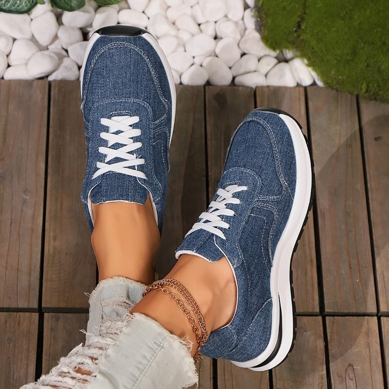 Women's Lightweight Casual Sneakers - Breathable Fabric Upper, Rubber Sole, Round Toe & Lace-Up Closure, All-Season Comfort for Casual Attire
