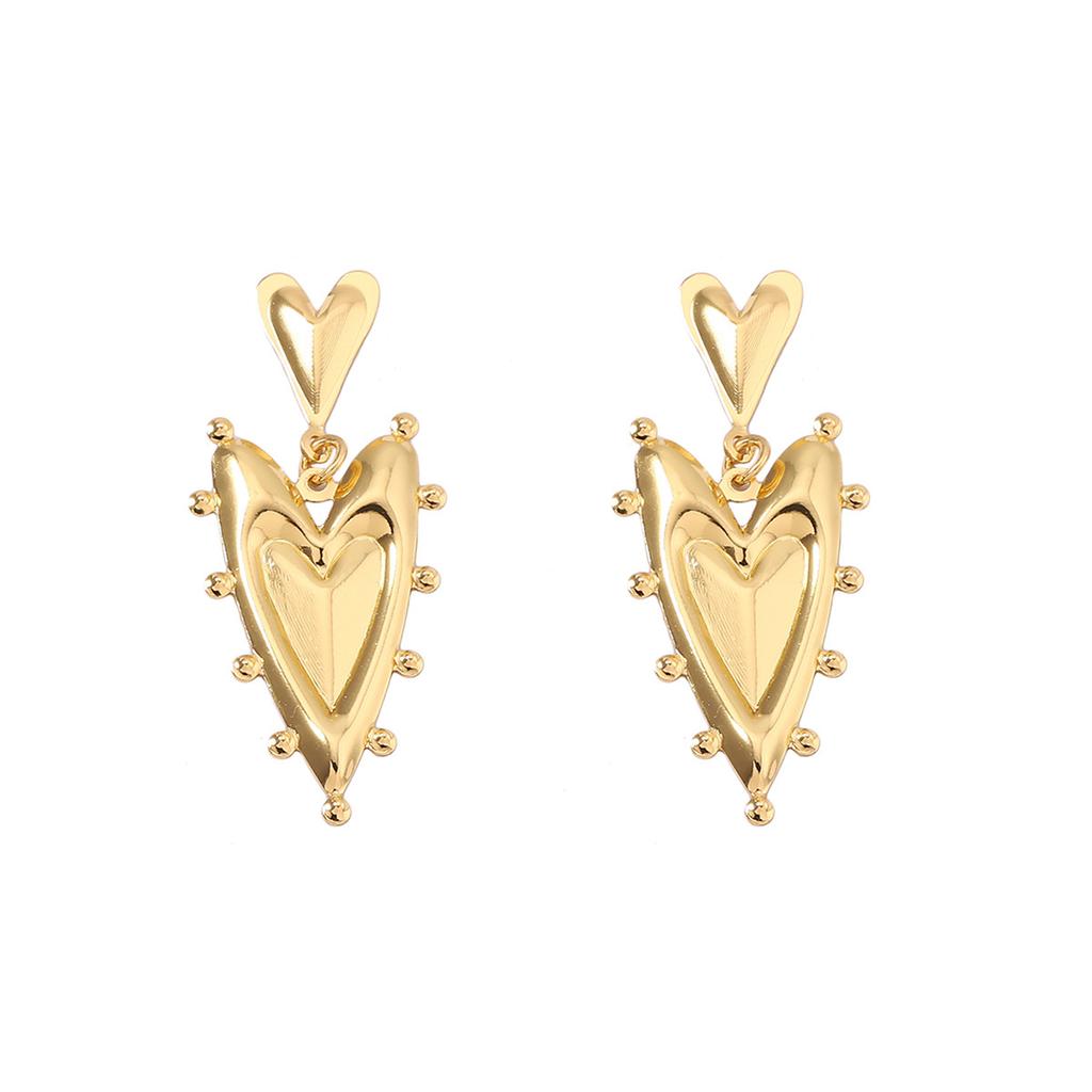 New French retro semi-three-dimensional heart-to-heart pointed peach earrings personality niche simple fashion model