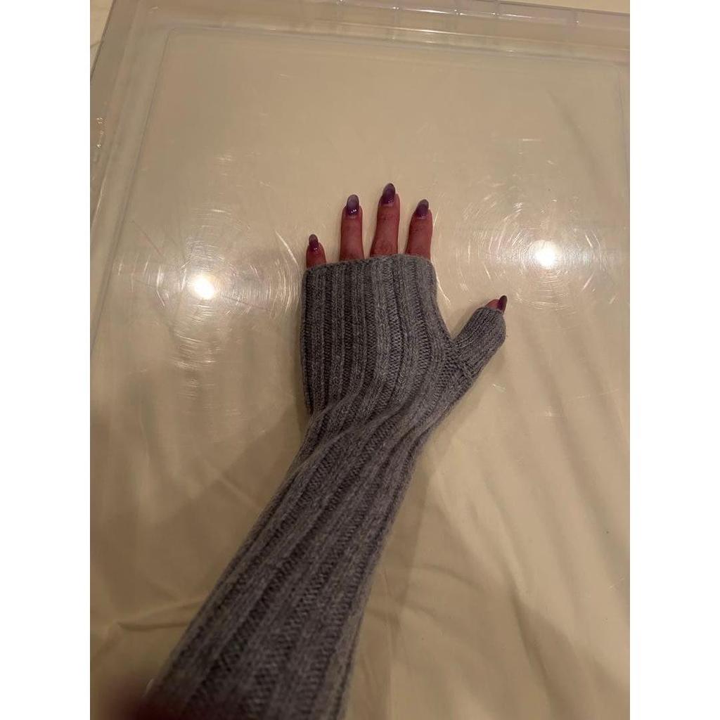 Used L'Appartement Cashmere Arm Warmer Gray