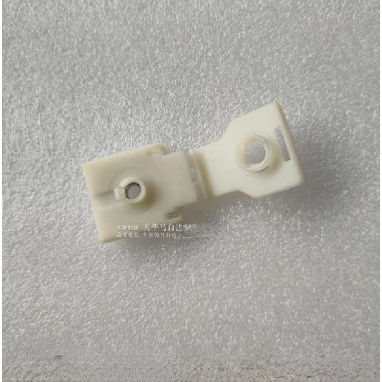 For Mazda 3 5 6 Window Glass Fixing Clip