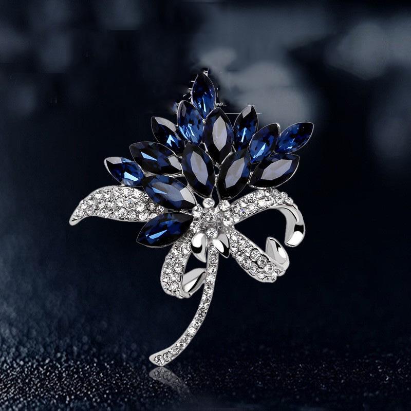 Dilly Snow Shiny Crystal Bauhinia Brooch - Elegant European and American Style Jewelry Accessory