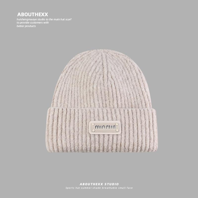 Hat Women's Autumn and Winter Woolen Hat Showing Face Small Warm Ear Protection Cold Hat Rubber Label Letter Knitted Hat Student Pullover Hat for Men