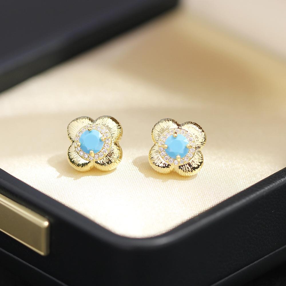 

Classic niche high-end blue zircon gold leaf earrings exquisite versatile 925 silver needle stud earrings women