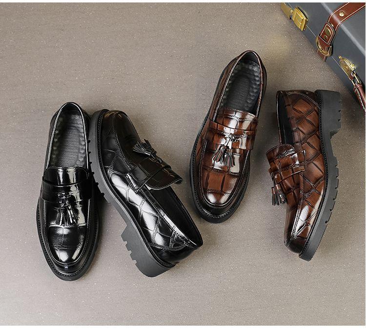 Herren Slipper aus Leder mit Krokodilmuster und Quaste - Spitz zulaufend, Britischer & Koreanischer Stil für formelle Anlässe, Business oder Hochzeit.
