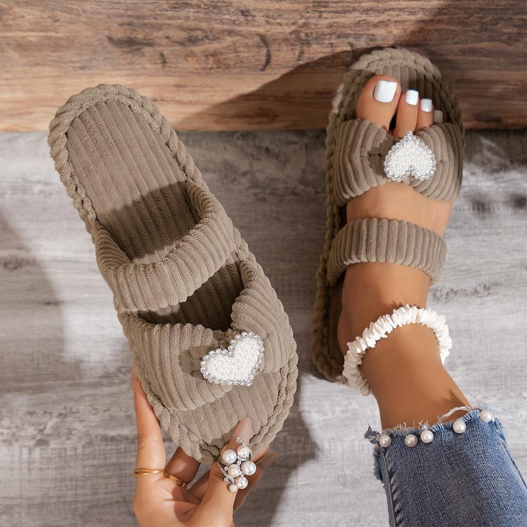 Woman Slippers Autumn Winter Fashion Warm Home Plush Slides Woman Bedroom Soft Sole Cotton Slippers Comfortable Casual Shoes
