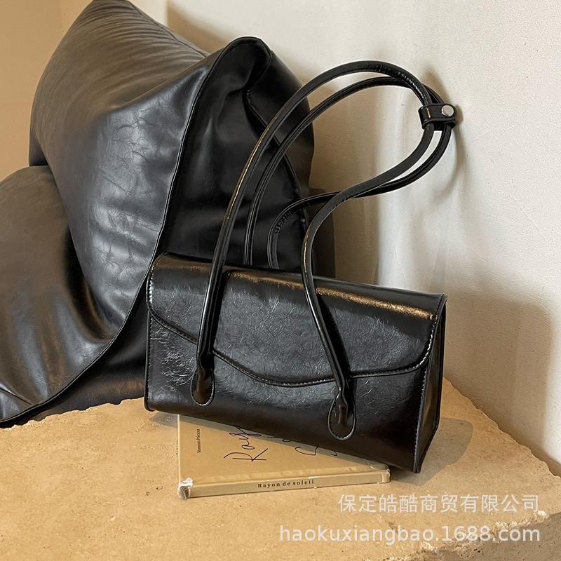 Korean niche underarm bag women's 2025 new trendy fashion portable commuter bag versatile large-capacity shoulder bag