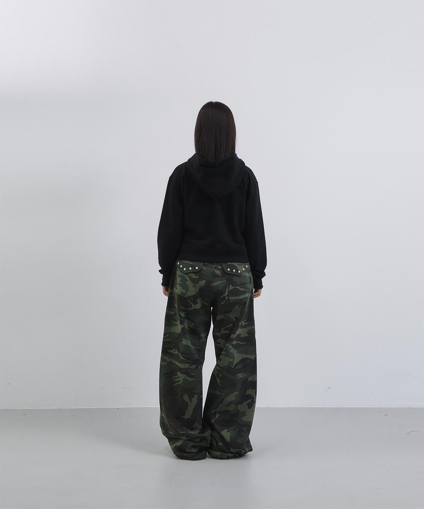 Tansanmageunesyum Cotton Wide Studded Pants (Camo Khaki)