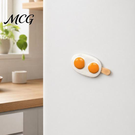 Refrigerator Decor Magnet Simulated Egg Magnet, Resin 3D Decorative Fridge Cartoon Memo Notes Photo Holder for Home Kitchen Office