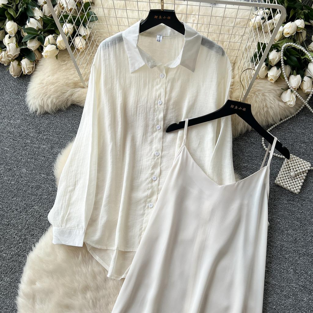 Temperamentsfullt todelt sett for kvinner, nisje lat yttertøy med tynn, løstsittende langermet solskjortejakke + selerkjole