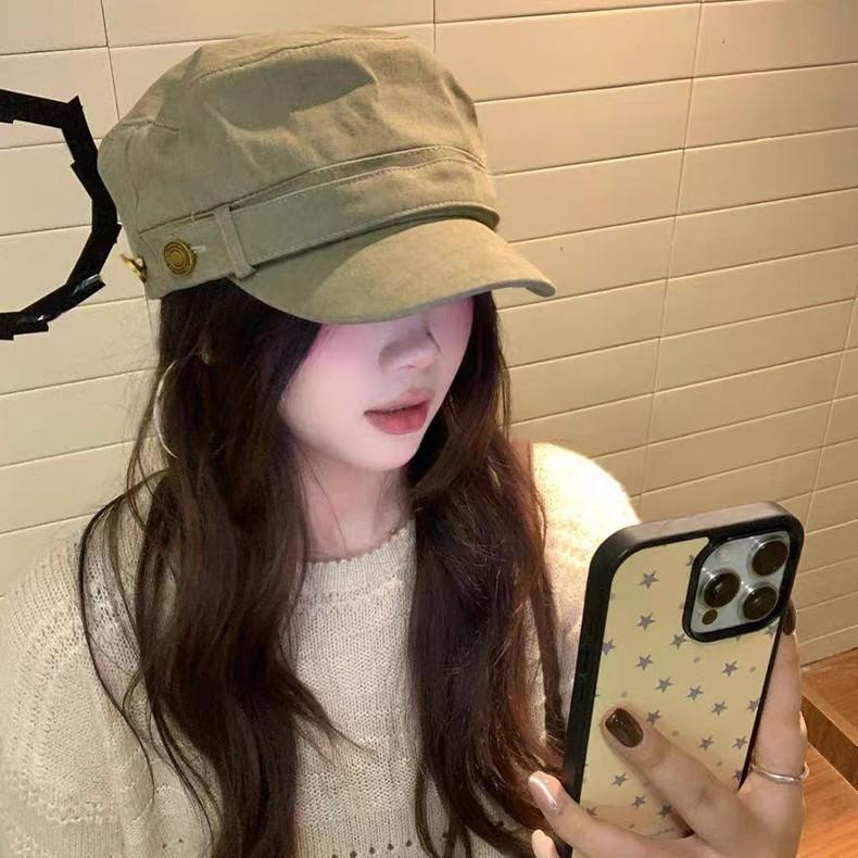 Retro Flat Top Beret For Ladies With Adjustable Fit And Sun Protection In Polyester Fabric For Autumn Wear