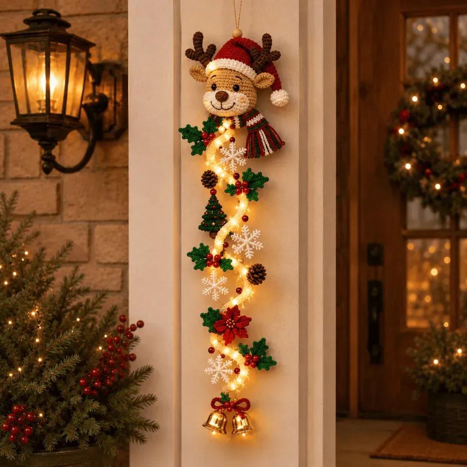 Glowing Christmas Door Hanger Spiral Style