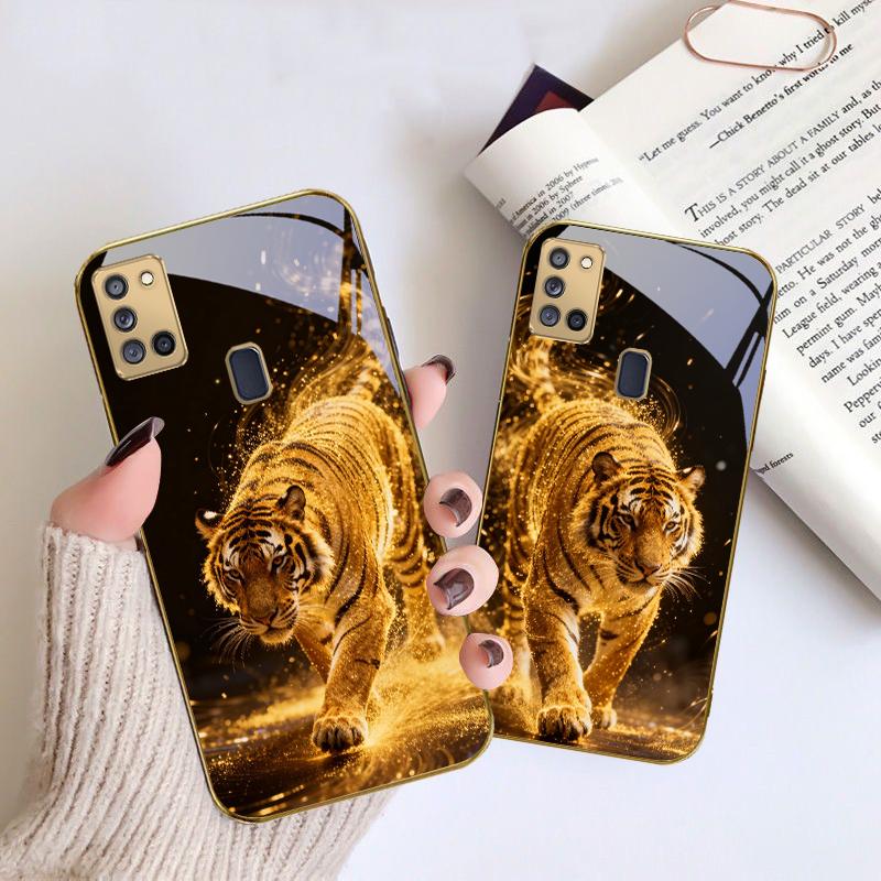 The Tiger of Strength For Samsung A 31 32 A33 A34 35 14 A15 13 A16 25 26 50 52 53 54 55 56 70 71 72 73 Golden Glass Phone Case